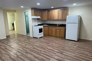 1393 Pelham Pkwy N, Bronx, NY 10469 - Photo 4