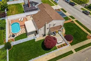 450 Ocean Ave, Massapequa Park, NY 11762 - Photo 34