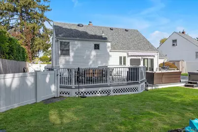 10 Peachtree Lane, Huntington Station, NY 11746 - Photo 20