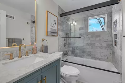 10 Peachtree Lane, Huntington Station, NY 11746 - Photo 14