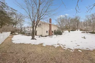 14 Jeffrey Ln, Great Neck, NY 11020 - Photo 16