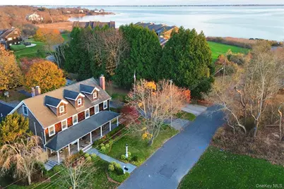 65 Watchogue Avenue, East Moriches, NY 11940 - Photo 30