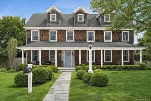 65 Watchogue Ave, East Moriches, NY 11940 - Photo 2