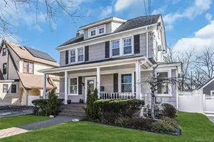 86 Taft Ave, Lynbrook, NY 11563 - Photo 2