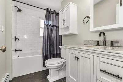 86 Taft Avenue, Lynbrook, NY 11563 - Photo 22