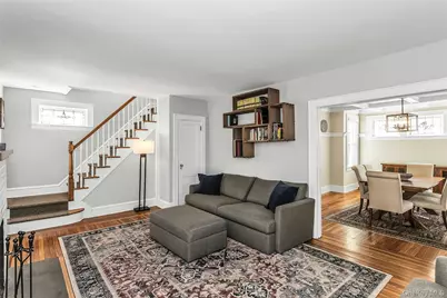 86 Taft Avenue, Lynbrook, NY 11563 - Photo 8