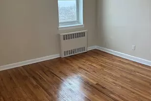 24 Mulford Pl, Hempstead, NY 11550 - Photo 6