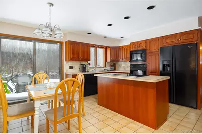 21 Lounsbury Drive, Baldwin Place, NY 10505 - Photo 12