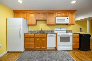 21 Lounsbury Dr, Baldwin Place, NY 10505 - Photo 32