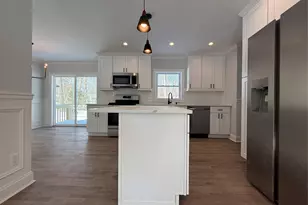 89 C Mt Sinai Coram Rd, Coram, NY 11727 - Photo 6