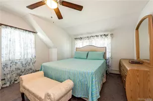 36 Robin Ln, Levittown, NY 11756 - Photo 14