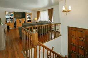 23 Bradner Dr, Warwick, NY 10990 - Photo 2