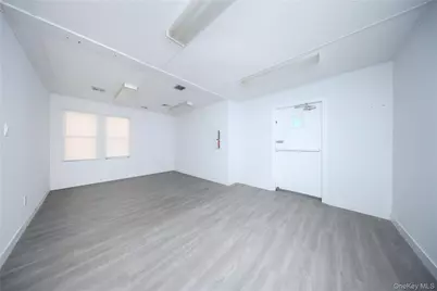 343 Sand Lane, New York, NY 10305 - Photo 20