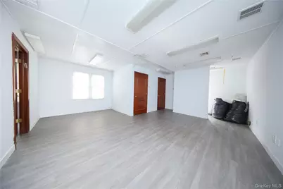 343 Sand Lane, New York, NY 10305 - Photo 18