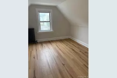 26 N Terrace Avenue, Mount Vernon, NY 10550 - Photo 2