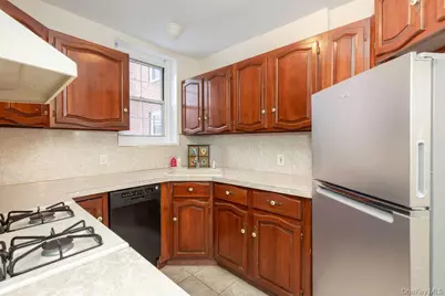1340 Midland Avenue #1A, Bronxville, NY 10708 - Photo 10