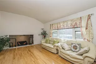 23 Dressler Rd, Greenlawn, NY 11740 - Photo 20