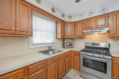 161 Irving Avenue, North Babylon, NY 11703 - Photo 8