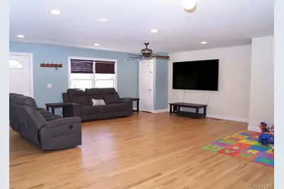 100 Lake Promenade, Ronkonkoma, NY 11779 - Photo 2