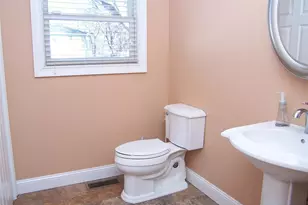 100 Lake Promenade, Ronkonkoma, NY 11779 - Photo 12