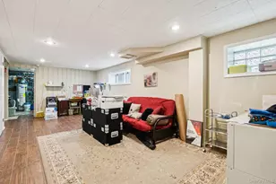 168 Glenmore St, East Williston, NY 11596 - Photo 22