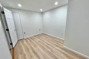 103 Bennett Ave, Yonkers, NY 10701 - Photo 12