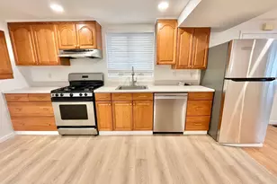 103 Bennett Ave, Yonkers, NY 10701 - Photo 2