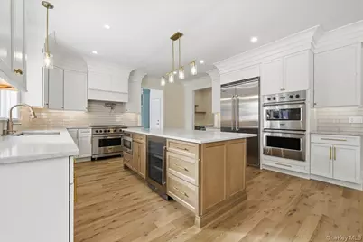 135 Adams Street, Garden City, NY 11530 - Photo 8