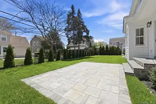 135 Adams St, Garden City, NY 11530 - Photo 36