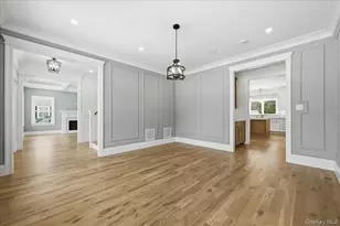 135 Adams St, Garden City, NY 11530 - Photo 4