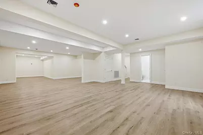 135 Adams Street, Garden City, NY 11530 - Photo 30