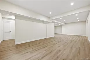 135 Adams St, Garden City, NY 11530 - Photo 32