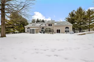 29 Deer Crossing Dr, Fishkill, NY 12524 - Photo 32