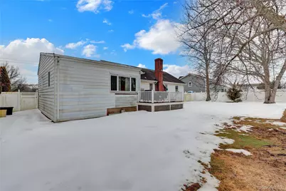 191 N Albany Avenue, Massapequa, NY 11758 - Photo 22