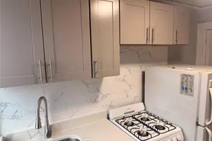 24-32 23rd St, Astoria, NY 11102 - Photo 8