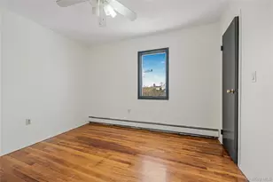 60 St Johns Ave, Valley Stream, NY 11580 - Photo 32