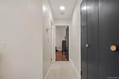 60 Saint Johns Avenue, Valley Stream, NY 11580 - Photo 14