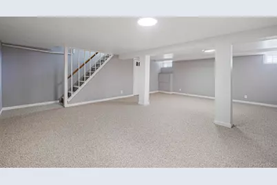 340 Westchester Avenue, West Babylon, NY 11704 - Photo 32