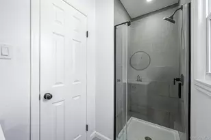 340 Westchester Ave, West Babylon, NY 11704 - Photo 16