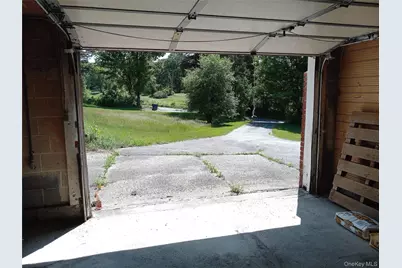 220-224 Hobbs Lane #220 224A 224B, Clinton Corners, NY 12514 - Photo 10