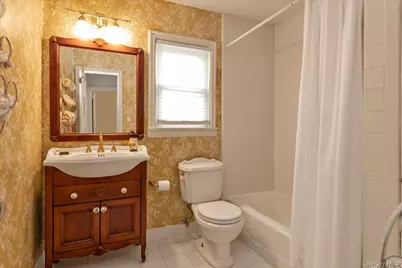 13 Everett Street, Lynbrook, NY 11563 - Photo 10