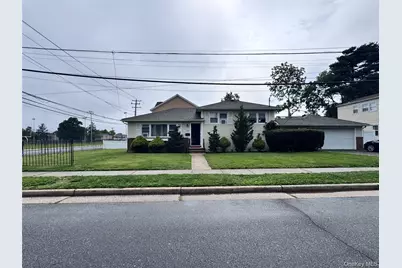 36 Monroe Place, Hempstead, NY 11550 - Photo 2