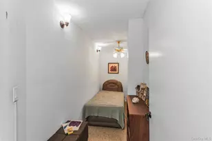 800 Willis Ave, Albertson, NY 11507 - Photo 16