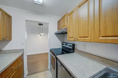 263 River Avenue #5LD, Patchogue, NY 11772 - Photo 8