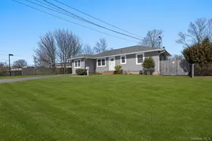 109 New York Ave, Bay Shore, NY 11706 - Photo 20