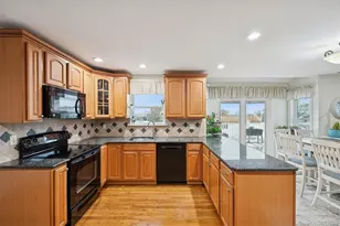 8 Sinnickson Rd, Center Moriches, NY 11934 - Photo 10