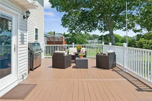 8 Sinnickson Rd, Center Moriches, NY 11934 - Photo 24