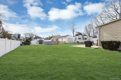 48 E Madison Street, East Islip, NY 11730 - Photo 26