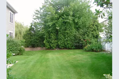 141 Friendship Court, White Plains, NY 10603 - Photo 36