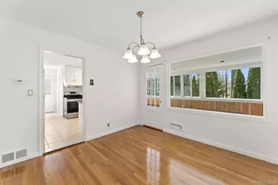 90 Homestead Avenue, Scarsdale, NY 10583 - Photo 8